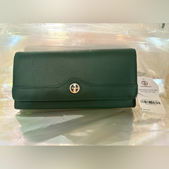 Giani Bernini Handbags - 🆕 - GIANI BERNINI - Pebble Leather - Hunter Green- Receipt Wallet